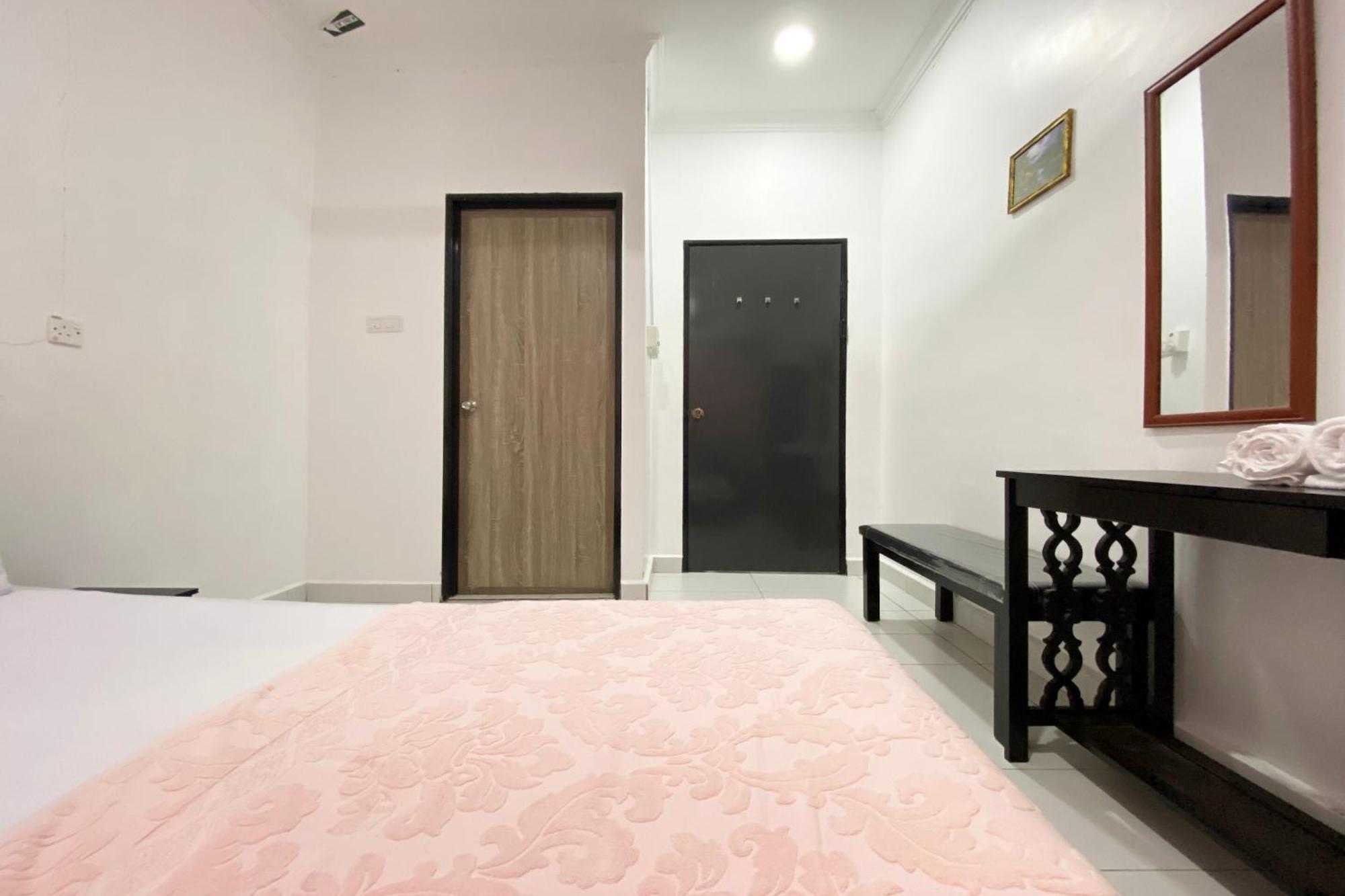 Oyo Home 90230 Dh Residence Kota Belud Екстер'єр фото