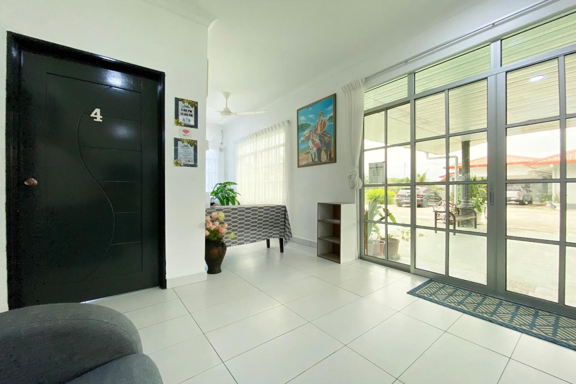 Oyo Home 90230 Dh Residence Kota Belud Екстер'єр фото