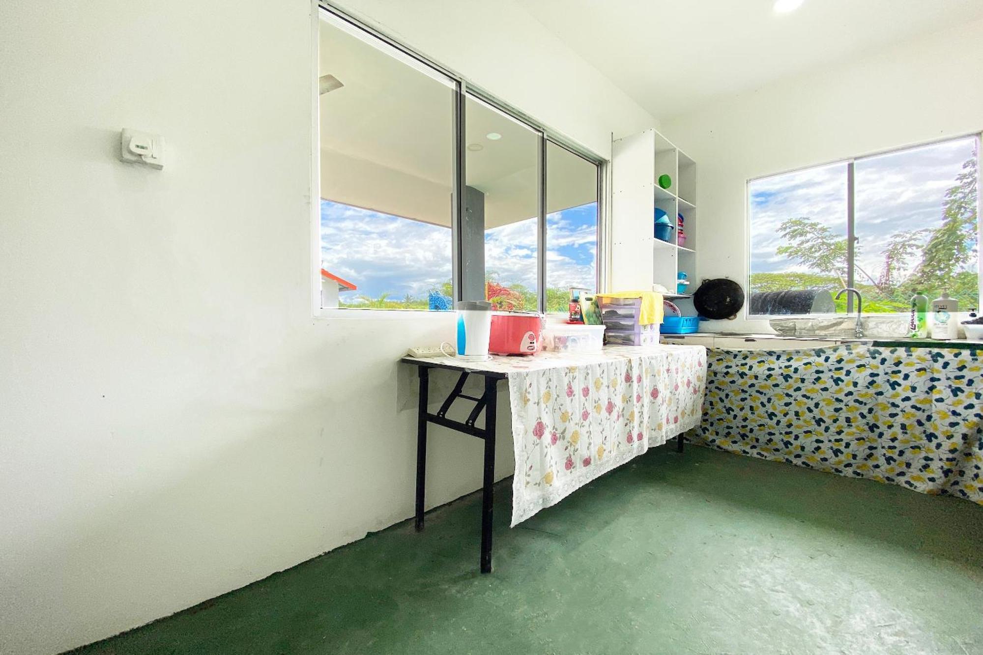 Oyo Home 90230 Dh Residence Kota Belud Екстер'єр фото