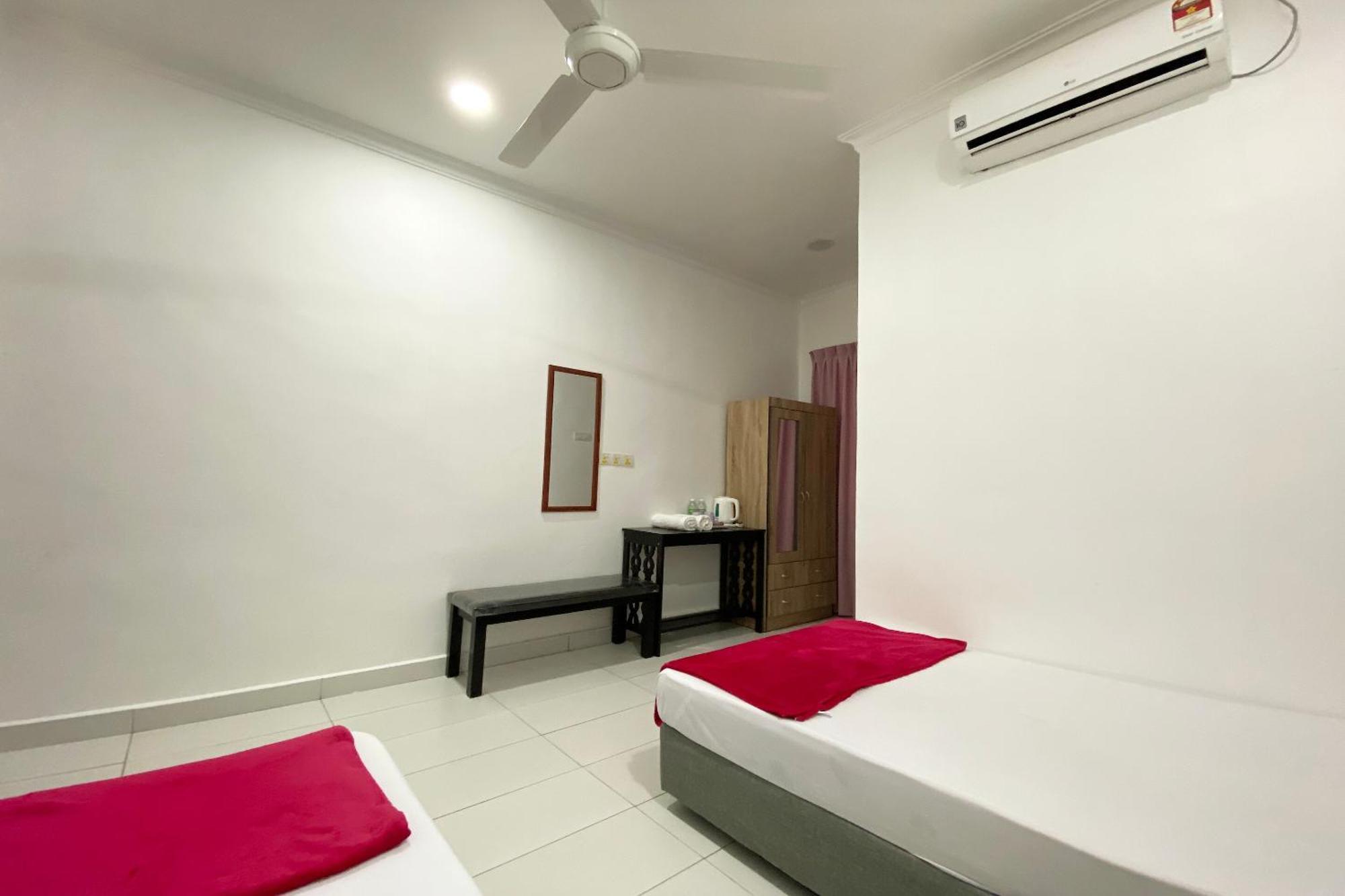 Oyo Home 90230 Dh Residence Kota Belud Екстер'єр фото